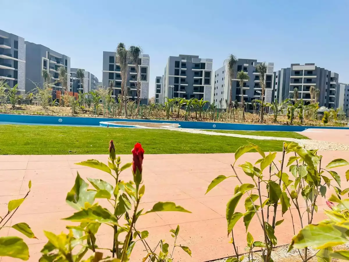 https://aqarmap.com.eg/ar/listing/4345097-for-sale-cairo-6th-of-october-compound-sun-capital