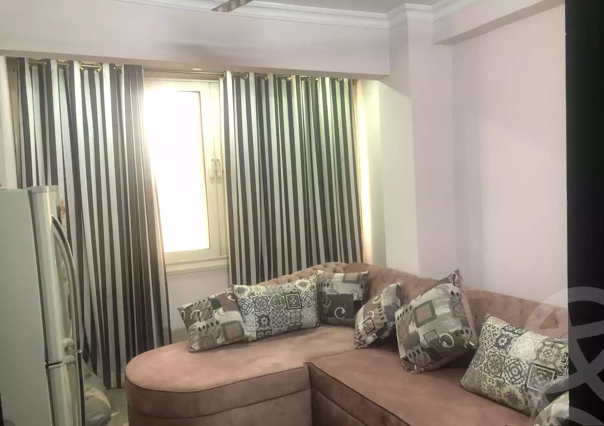 https://aqarmap.com.eg/ar/listing/4346192-for-sale-cairo-shoubra-lkhlfwy-dolenat-st