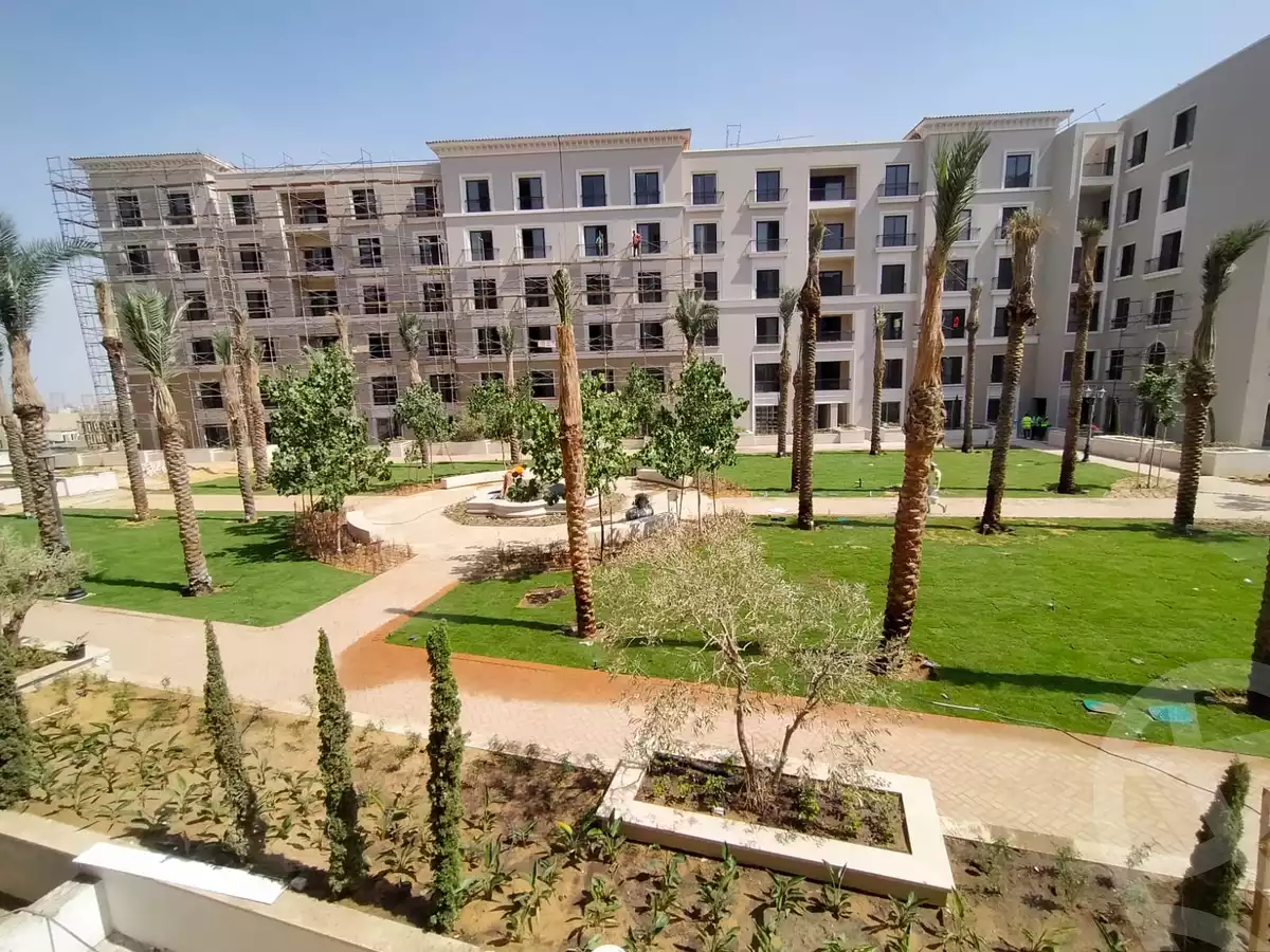 https://aqarmap.com.eg/en/listing/4348286-for-sale-cairo-el-sheikh-zayed-city-compounds-kmbwnd-fyldj-wyst-dr-llttwyr