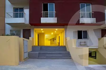 https://aqarmap.com.eg/ar/listing/4357152-for-sale-cairo-6th-of-october-compound-mashareq