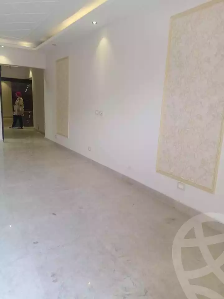 https://aqarmap.com.eg/ar/listing/4359533-for-sale-cairo-mokattam-manteqt-ganob-s