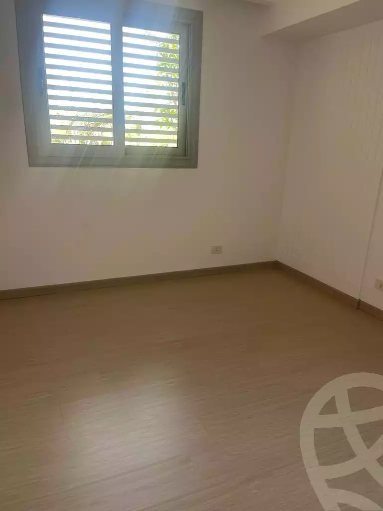 https://aqarmap.com.eg/en/listing/4361446-for-rent-cairo-6th-of-october-compound-palm-parks
