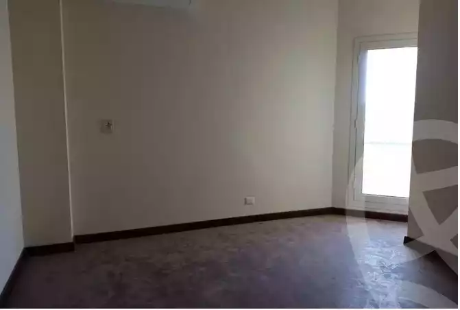 https://aqarmap.com.eg/ar/listing/4362637-for-rent-cairo-el-sheikh-zayed-city-compounds-dh-drys