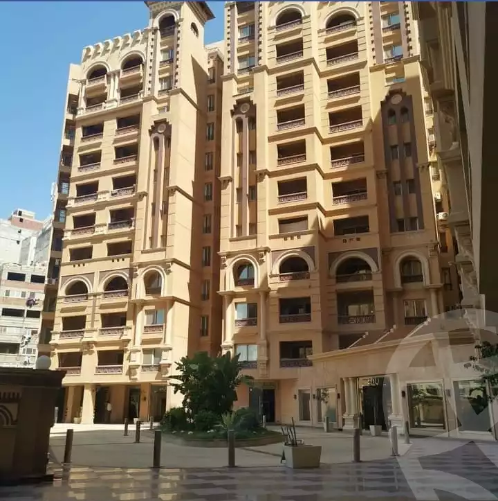 https://aqarmap.com.eg/en/listing/4365645-for-rent-alexandria-compounds-flwrns-myj-mwl-mrsyly-jrwb
