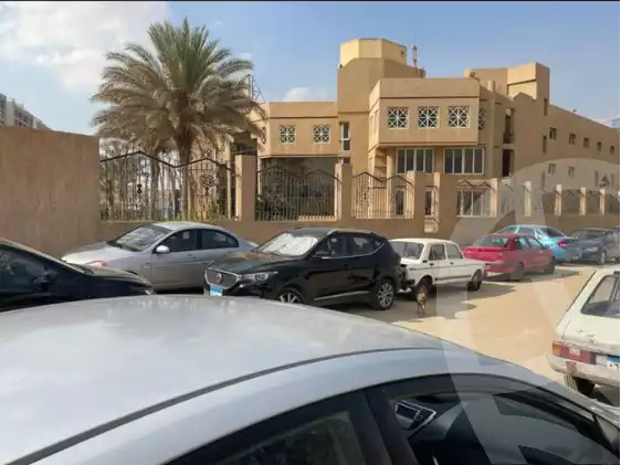 https://aqarmap.com.eg/ar/listing/4366137-for-sale-cairo-new-cairo-katameya-compounds-b-gate-mall
