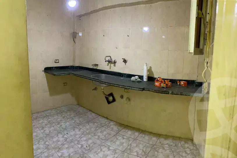 https://aqarmap.com.eg/en/listing/4366431-for-sale-alexandria-el-mandara-branched-from-malak-hifni-4-st