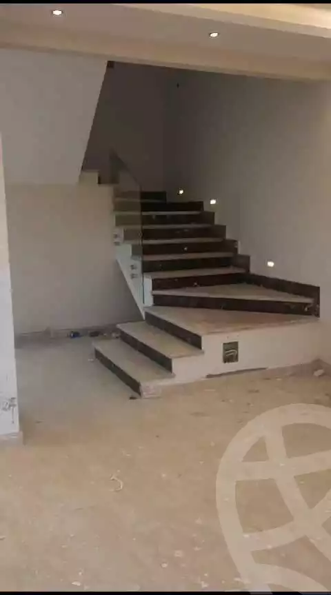 https://aqarmap.com.eg/ar/listing/4368356-for-rent-cairo-6th-of-october-compound-rihana