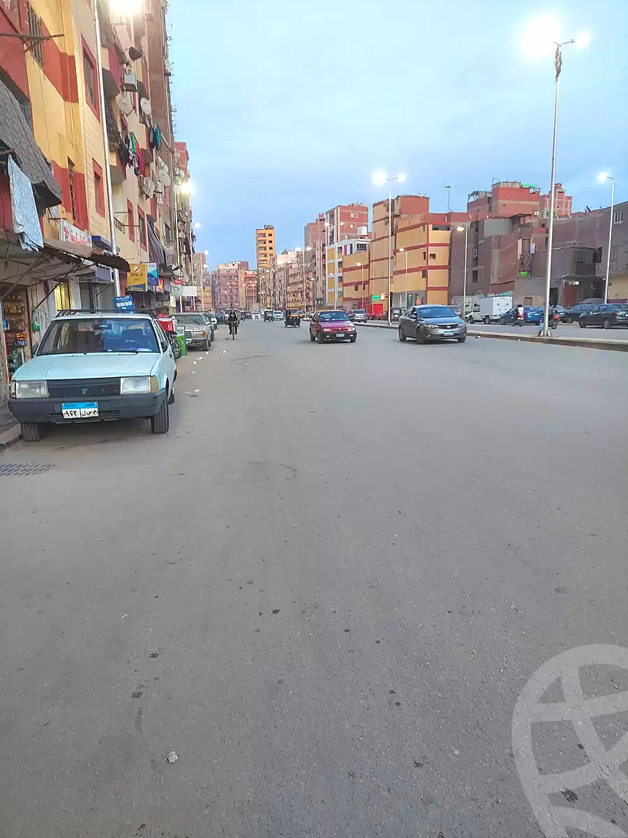 https://aqarmap.com.eg/ar/listing/4369191-for-sale-cairo-ain-shams-yn-shms-lgrby