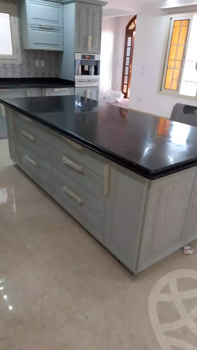 https://aqarmap.com.eg/ar/listing/4372129-for-rent-cairo-new-cairo-compounds-remas