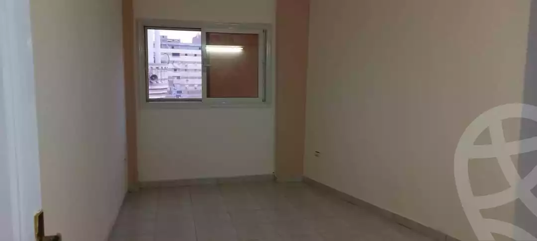 https://aqarmap.com.eg/ar/listing/4373343-for-rent-hamad-yassin-st