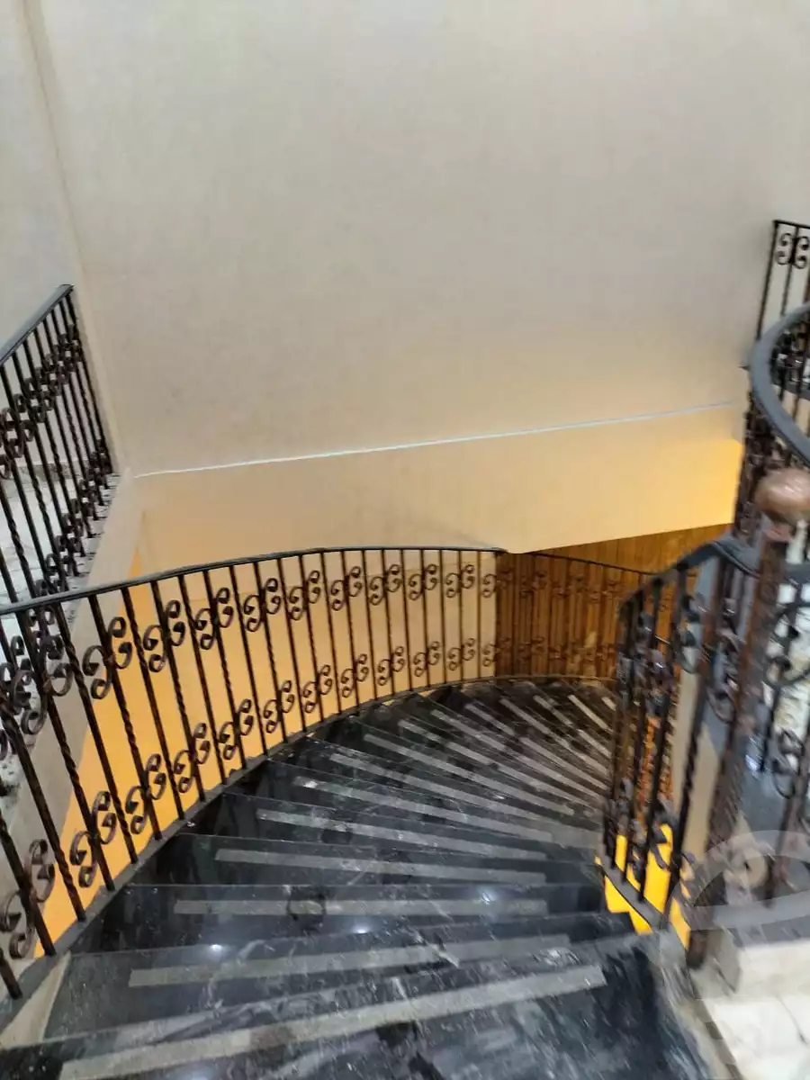 https://aqarmap.com.eg/en/listing/4375567-for-sale-cairo-cairo-hdyq-lhrm-lmntq-t