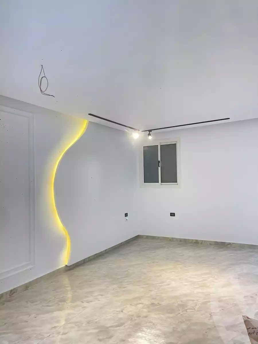 https://aqarmap.com.eg/ar/listing/4375854-for-rent-cairo-mokattam-lhdb-l-ly
