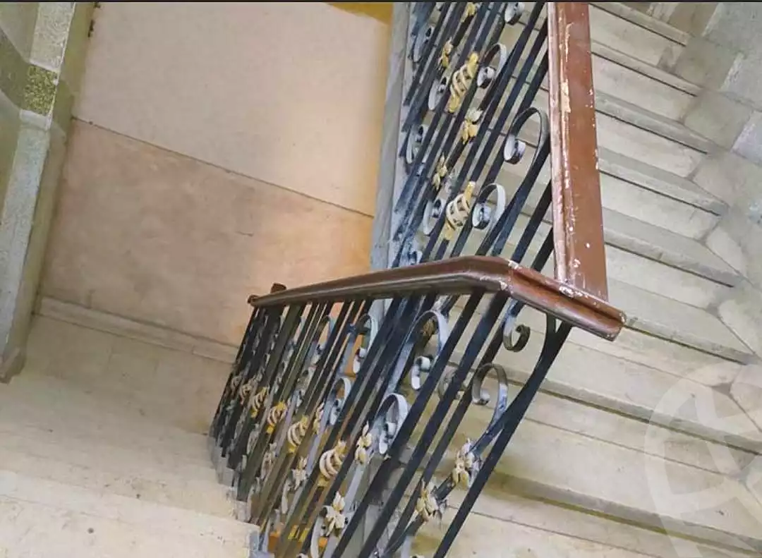 https://aqarmap.com.eg/ar/listing/4377647-for-rent-cairo-ain-shams-6-october-st