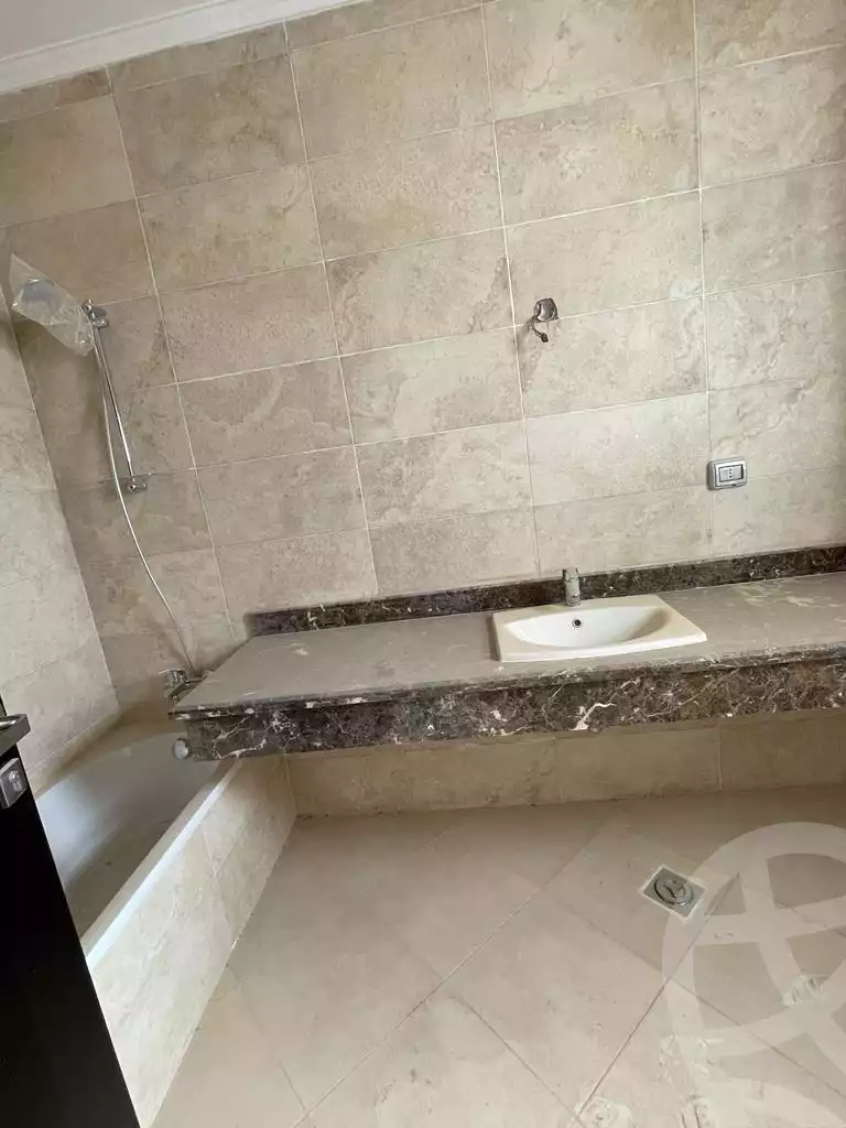 https://aqarmap.com.eg/en/listing/4378809-for-rent-cairo-6th-of-october-compound-grand-heights