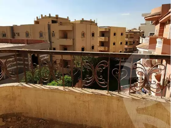 https://aqarmap.com.eg/ar/listing/4113133-for-sale-cairo-el-shorouk-lhy-lthny-shrq-neighborhood-3