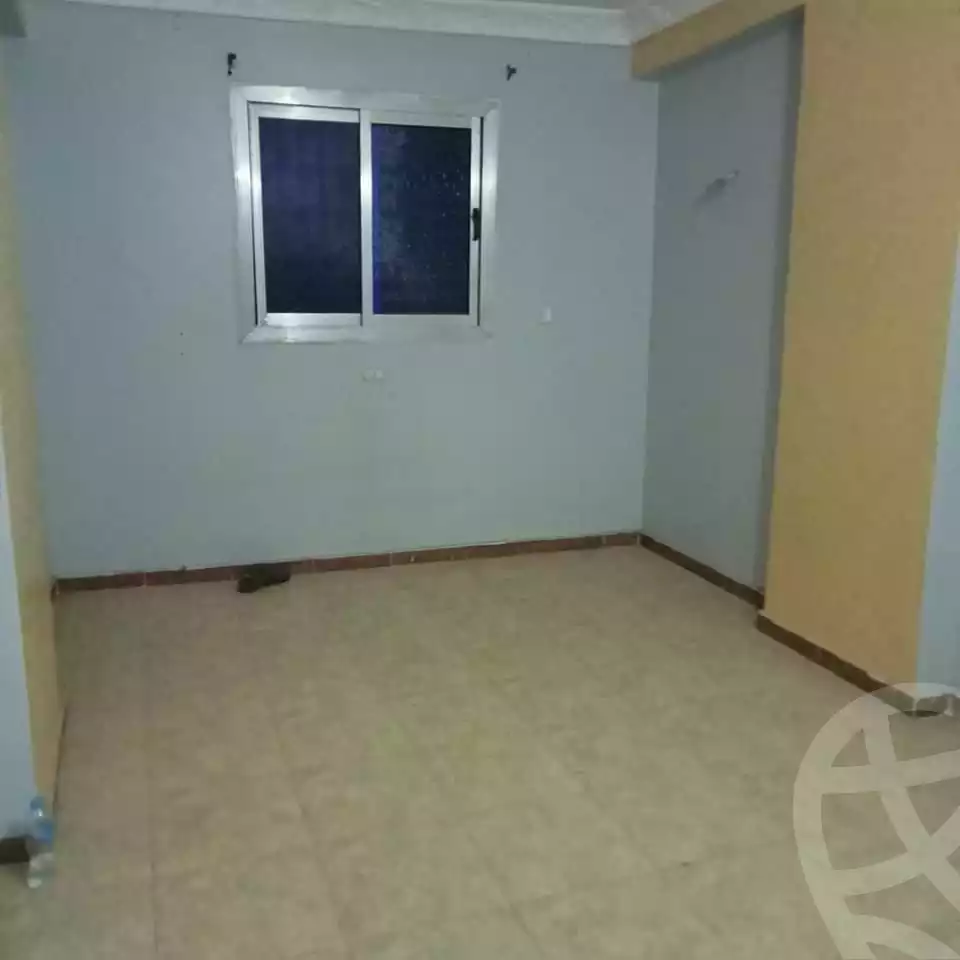 https://aqarmap.com.eg/ar/listing/4385957-for-rent-cairo-helwan-hadayek-helwan-el-khashab-canal
