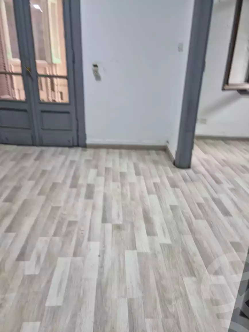 https://aqarmap.com.eg/en/listing/6009813-for-rent-cairo-downtown-bab-el-loaa-al-falki-st