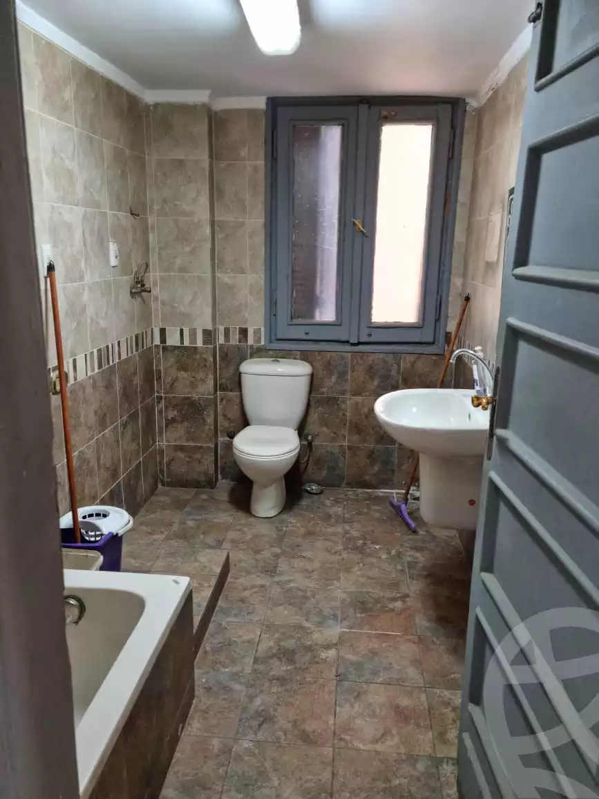 https://aqarmap.com.eg/en/listing/6009813-for-rent-cairo-downtown-bab-el-loaa-al-falki-st