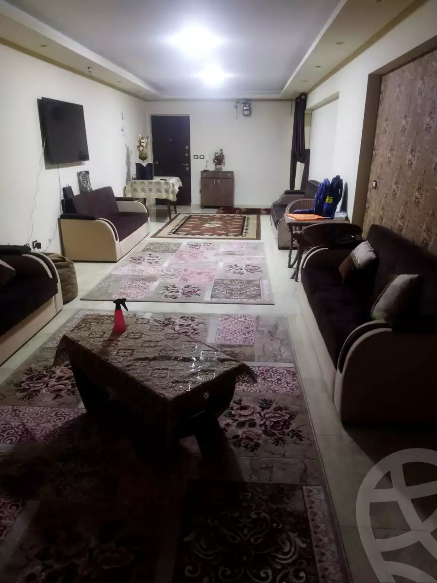 https://aqarmap.com.eg/ar/listing/4432404-for-sale-alexandria-moharram-bey-kanal-al-mahmoudeya-al-bahri-st