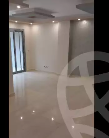 https://aqarmap.com.eg/ar/listing/4469074-for-rent-cairo-mokattam-compounds-kmbwnd-jwldn-jyts