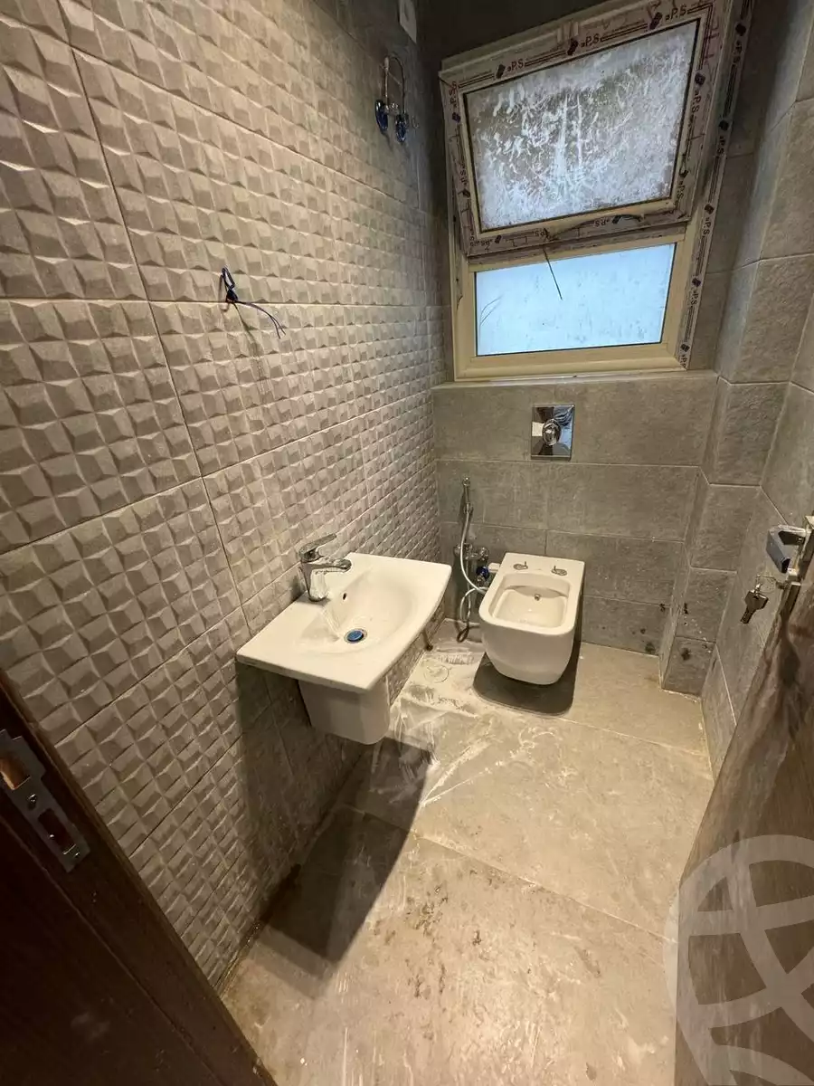 https://aqarmap.com.eg/en/listing/4473555-for-rent-cairo-new-cairo-compounds-stwn-ryzydns-by-ar-y-llttwyr