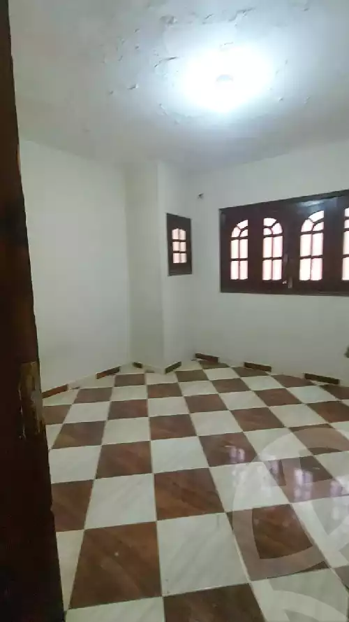 https://aqarmap.com.eg/ar/listing/4485085-for-sale-cairo-el-maadi-kornish-el-maadi-al-nasr-al-akbar-st