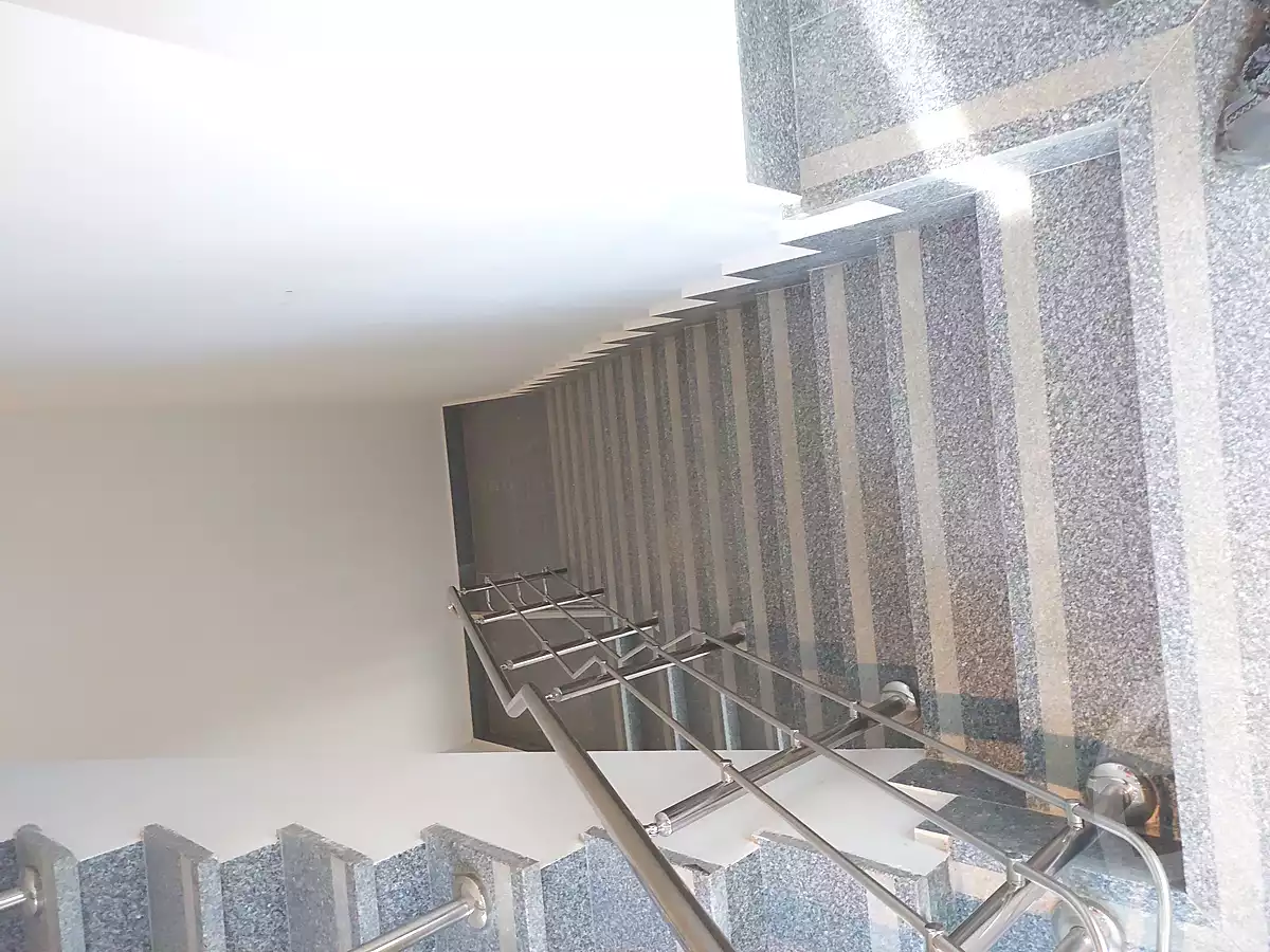 https://aqarmap.com.eg/ar/listing/4486351-for-rent-cairo-new-cairo-compounds-dh-lydj