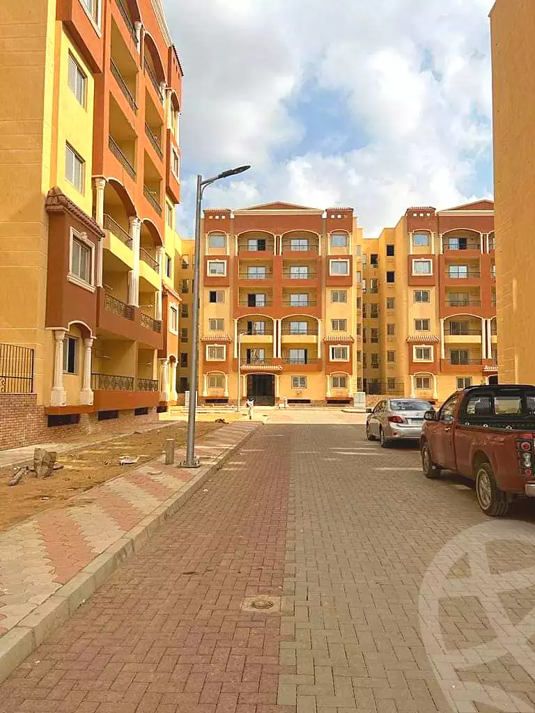 https://aqarmap.com.eg/ar/listing/4356665-for-sale-cairo-new-cairo-compounds-loaloat-new-cairo