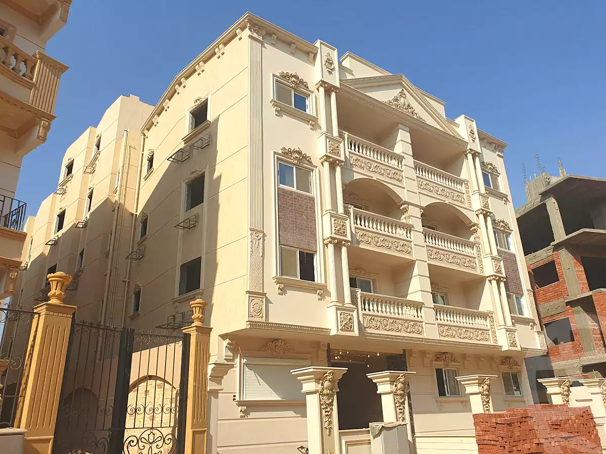 https://aqarmap.com.eg/ar/listing/4494286-for-sale-cairo-el-sheikh-zayed-city-mntq-fr-y-bmdyn-lshykh-zyd