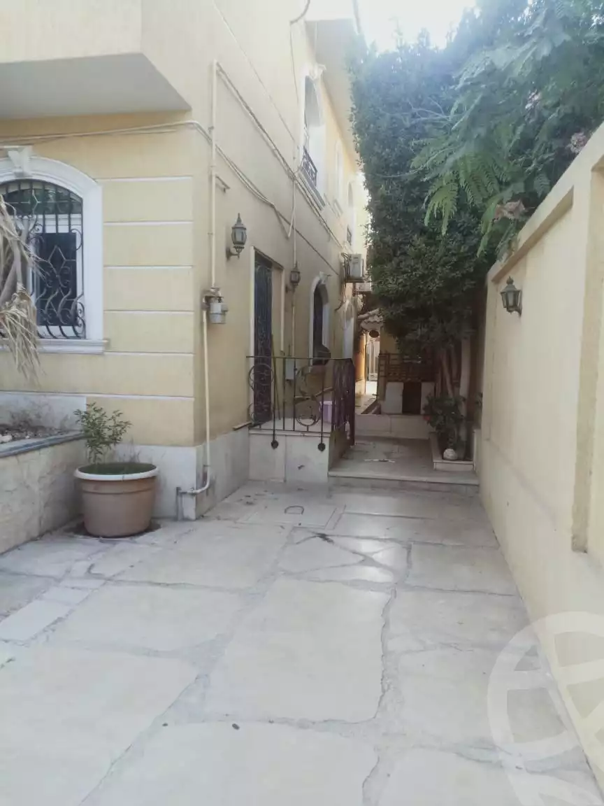 https://aqarmap.com.eg/ar/listing/4498259-for-sale-cairo-el-sheikh-zayed-city-compounds-in-sheikh-zayed-moon-land