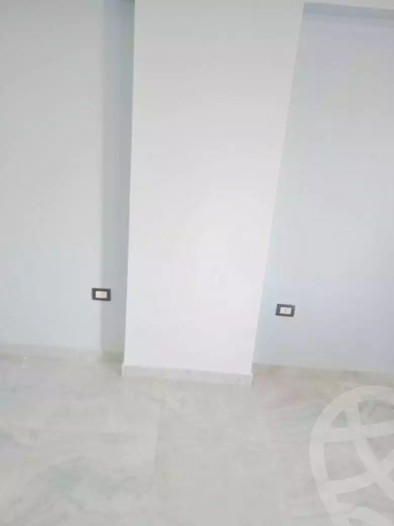 https://aqarmap.com.eg/ar/listing/4500843-for-sale-cairo-shoubra-lkhlfwy-dolenat-st