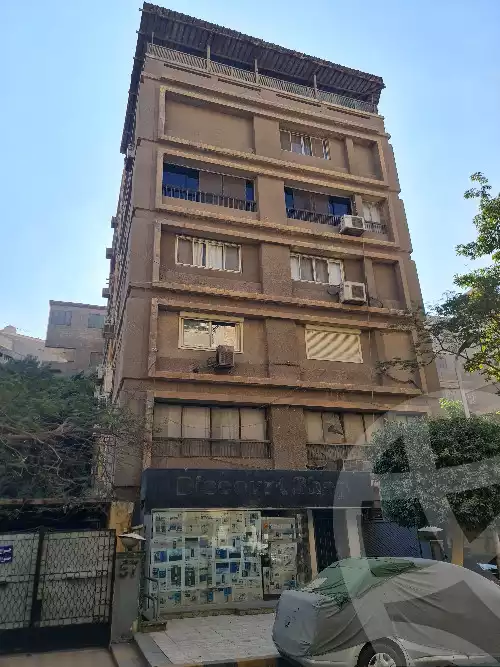 https://aqarmap.com.eg/en/listing/4678651-for-sale-cairo-el-maadi-sarayat-el-maadi-street-77