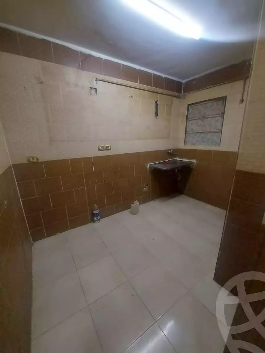 https://aqarmap.com.eg/ar/listing/4531372-for-rent-cairo-helwan-mnshy-yn-hlwn-rael-st