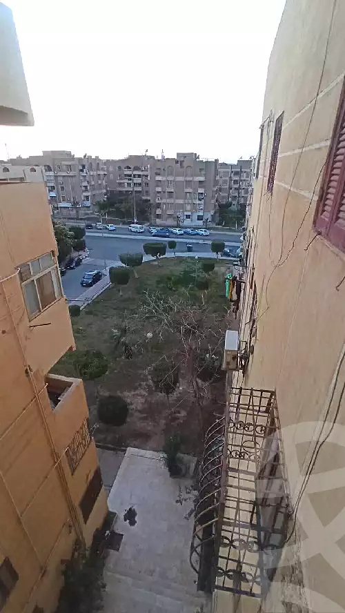 https://aqarmap.com.eg/ar/listing/4531821-for-sale-cairo-el-sheikh-zayed-city-el-hay-elawel-street-40