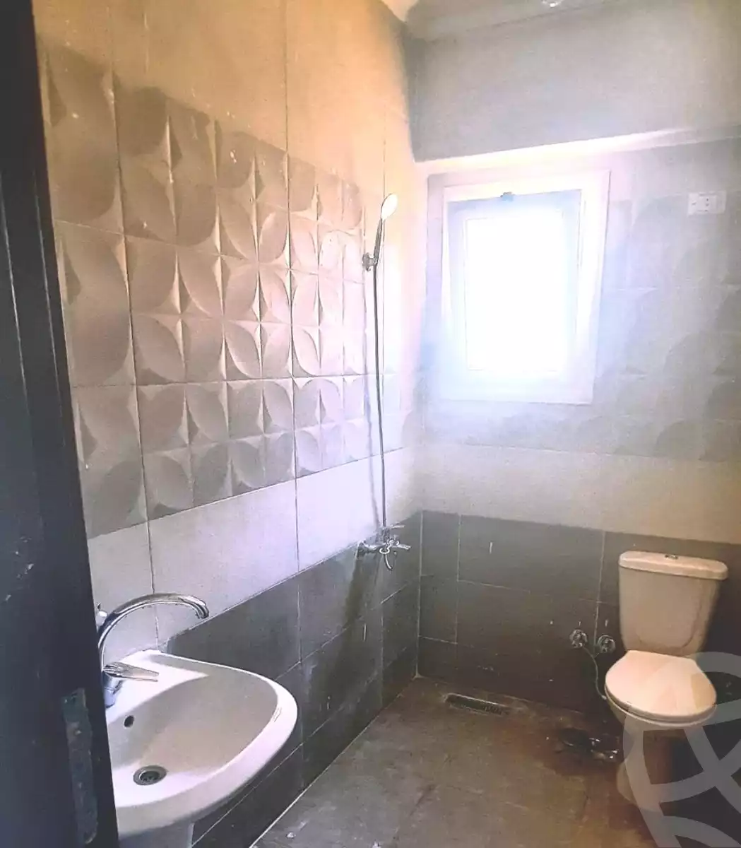 https://aqarmap.com.eg/ar/listing/4561018-for-rent-cairo-6th-of-october-hadaeq-october-kmbwnd-fy-hdyq-ktwbr-el-montazah-compound