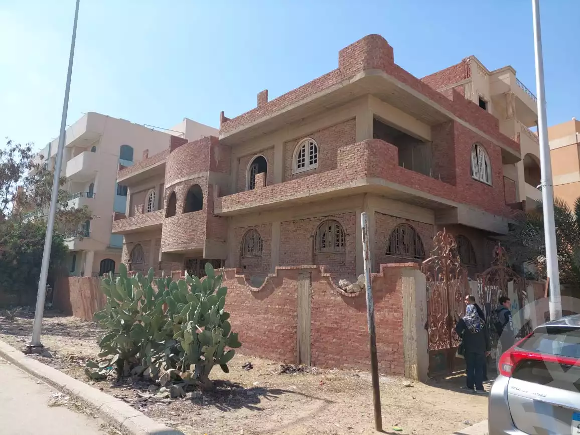 https://aqarmap.com.eg/en/listing/4954618-for-sale-cairo-6th-of-october-el-ahyaa-neighborhood-5th-street-2