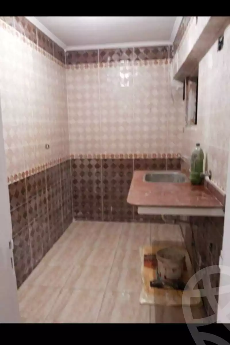 https://aqarmap.com.eg/en/listing/5035495-for-rent-asyut-asyut-city-el-nasr-st