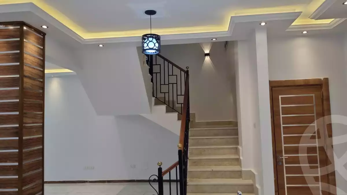 https://aqarmap.com.eg/ar/listing/4596364-for-rent-mdyn-lshrwq-compounds-el-shorouk-gardens