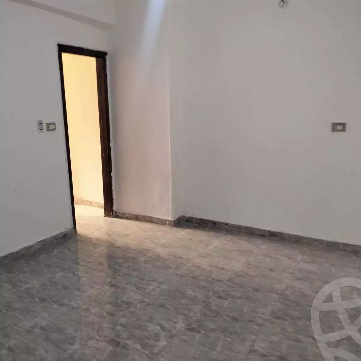 https://aqarmap.com.eg/en/listing/4612453-for-sale-cairo-helwan-kwrnysh-hlwn