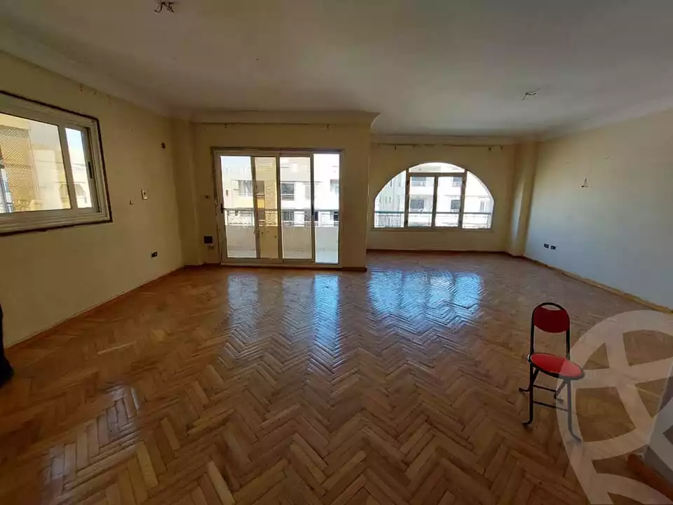 https://aqarmap.com.eg/en/listing/4628039-for-rent-cairo-mokattam-lhdb-l-ly