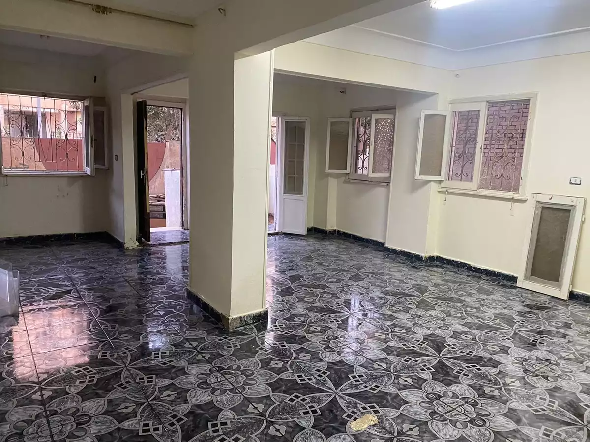 https://aqarmap.com.eg/en/listing/4637758-for-rent-cairo-mokattam-lhdb-l-ly