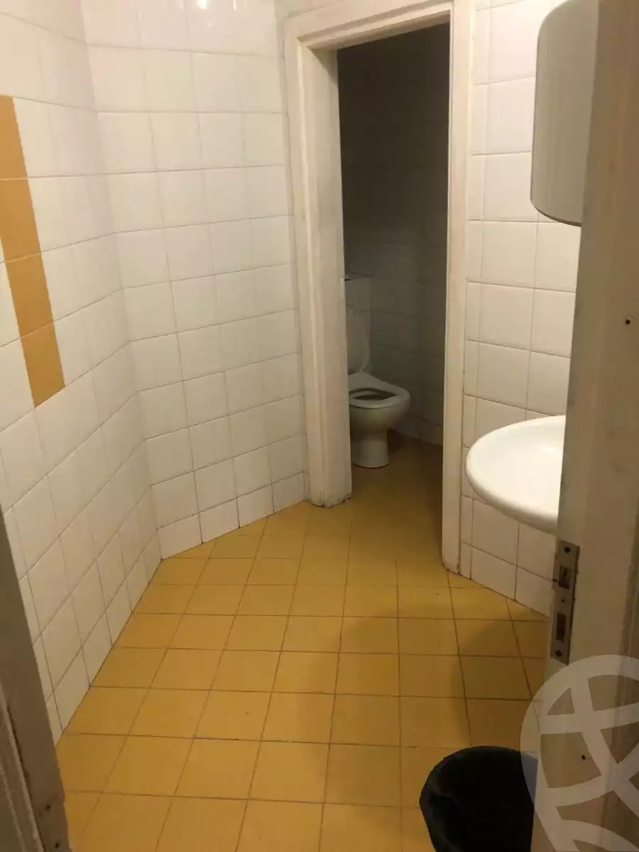 https://aqarmap.com.eg/en/listing/4637946-for-sale-cairo-nasr-city-8th-zone-ahmed-abou-el-ola-st