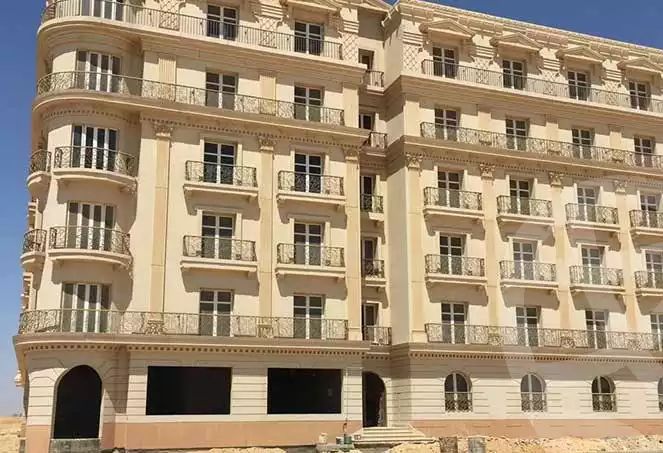 https://aqarmap.com.eg/ar/listing/4671788-for-sale-cairo-new-cairo-compounds-hyde-park