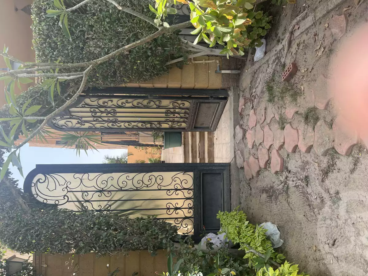 https://aqarmap.com.eg/en/listing/4690644-for-sale-new-cairo-el-narges-2-saleh-gawdat-st