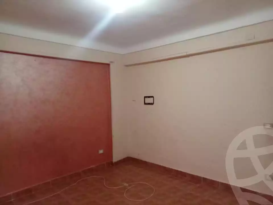 https://aqarmap.com.eg/ar/listing/4710054-for-rent-alexandria-l-jmy-lbytsh