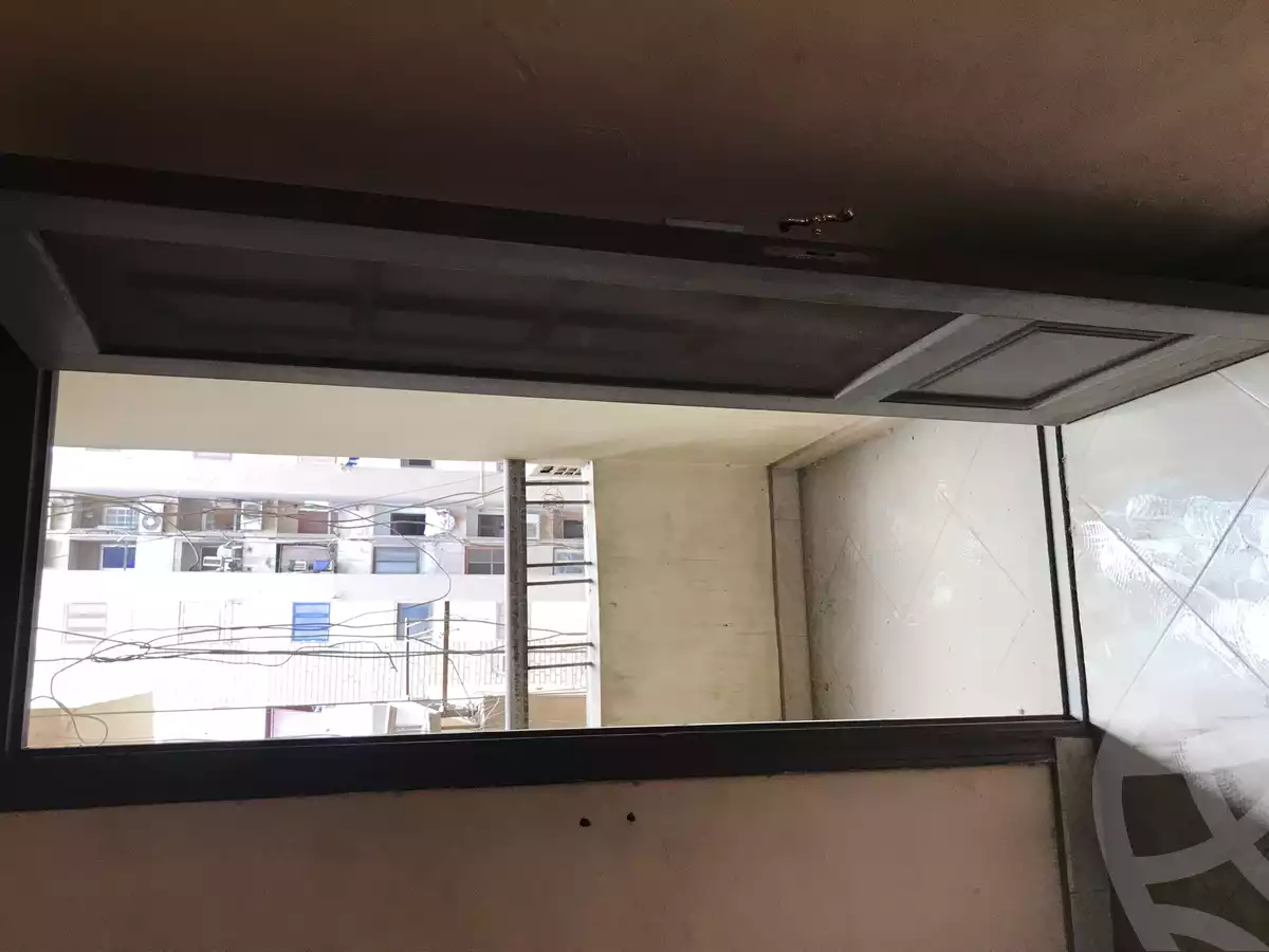 https://aqarmap.com.eg/ar/listing/4737390-for-sale-cairo-el-haram-el-maryotya-nazlet-el-seesy-st