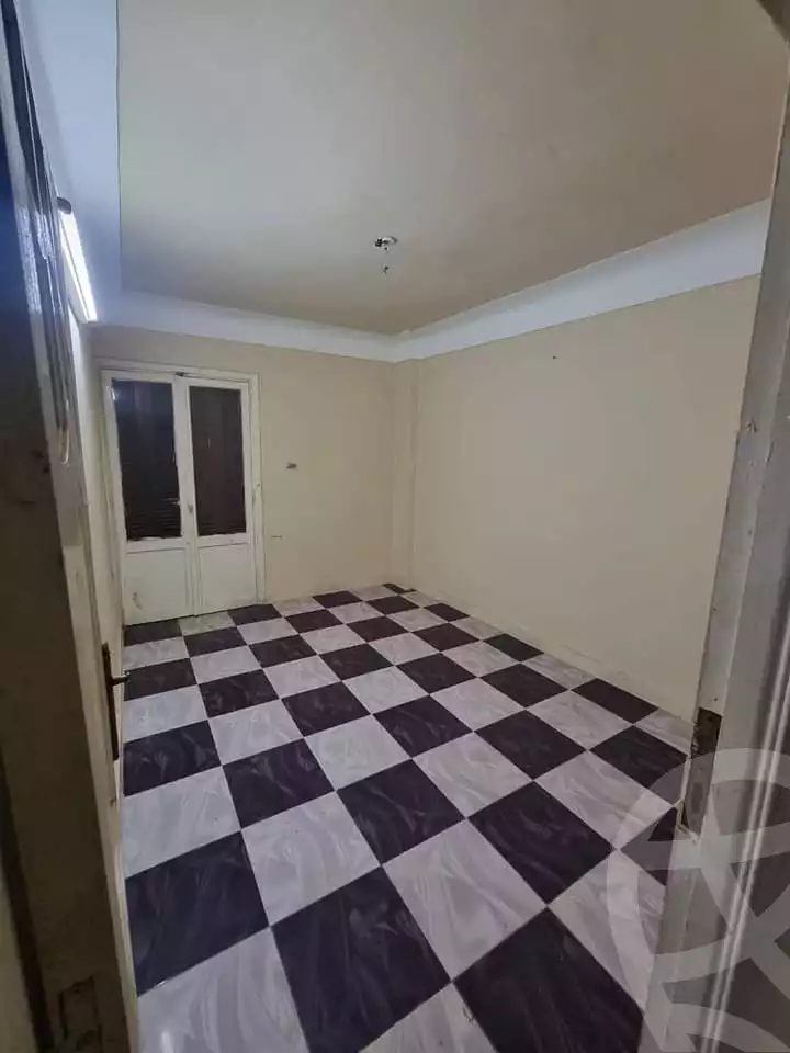 https://aqarmap.com.eg/en/listing/4751084-for-sale-alexandria-el-hanouvel-el-zahraa-city-st