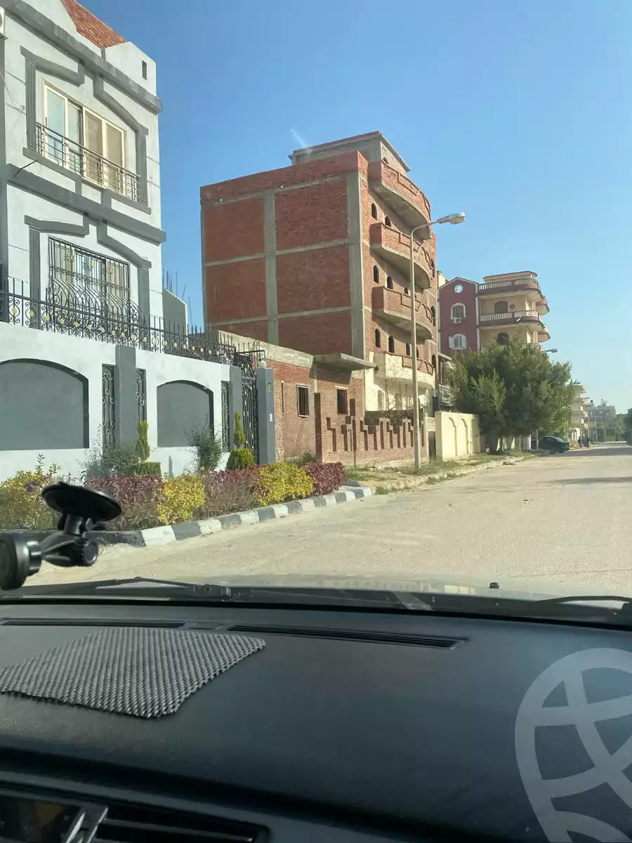 https://aqarmap.com.eg/ar/listing/6069907-for-sale-alexandria-brj-l-rb-ljdyd-lhy-lthlth