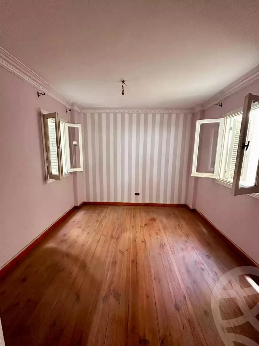 https://aqarmap.com.eg/en/listing/4758816-for-sale-alexandria-glim-noterdam-dpsion-st