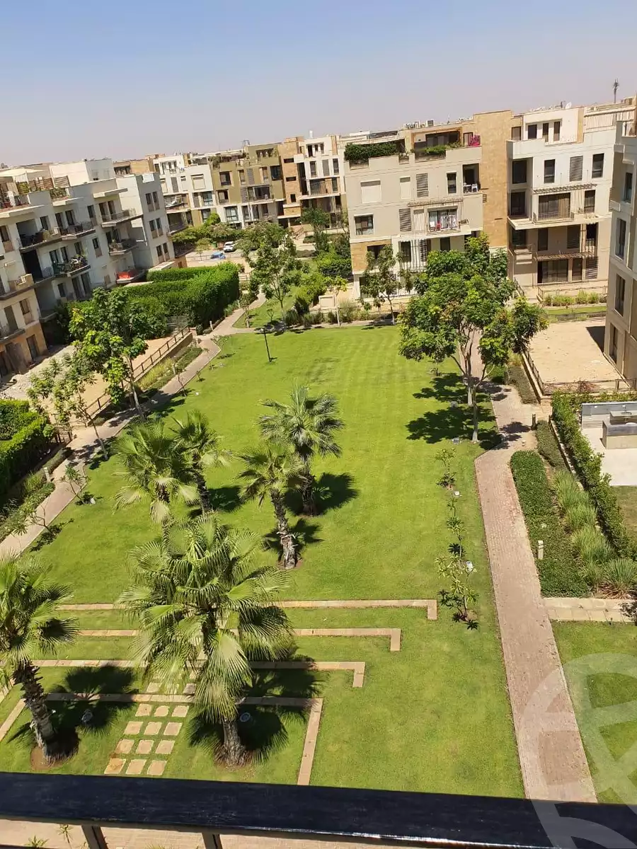 https://aqarmap.com.eg/ar/listing/4772824-for-rent-cairo-el-sheikh-zayed-city-compounds-kmbwnd-wyst-twn-swdyk